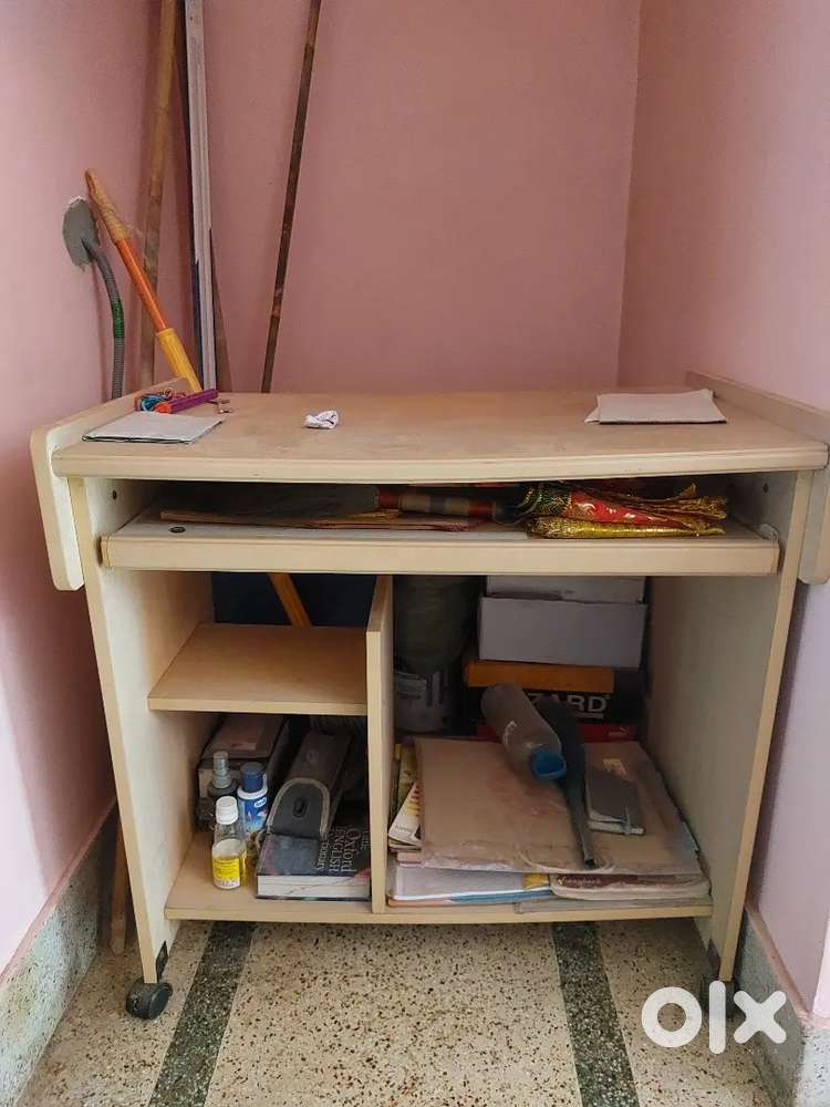Computer Table