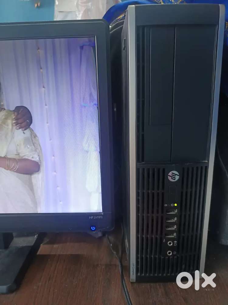 4month old HP Computer set (Monitor, CPU, keyboard, mouse)