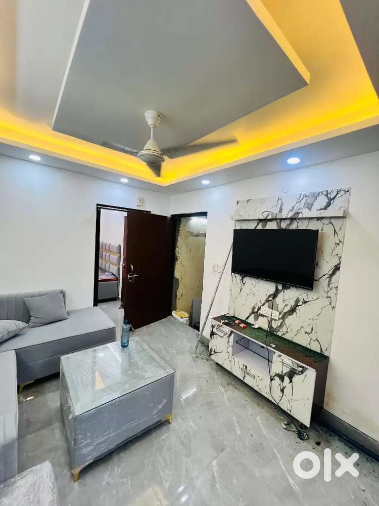 1bhk flat available for rent near Saket metro