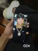 Urgent sell in need money display abit cracked and camera abit blurry
