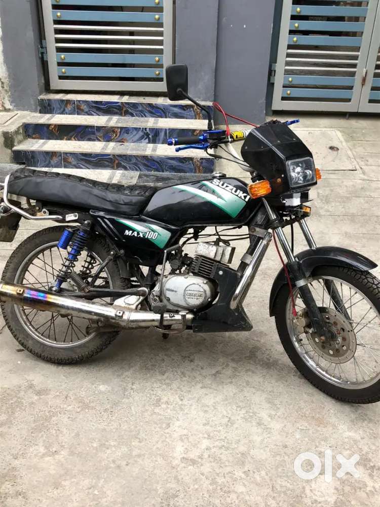 Suzuki max100