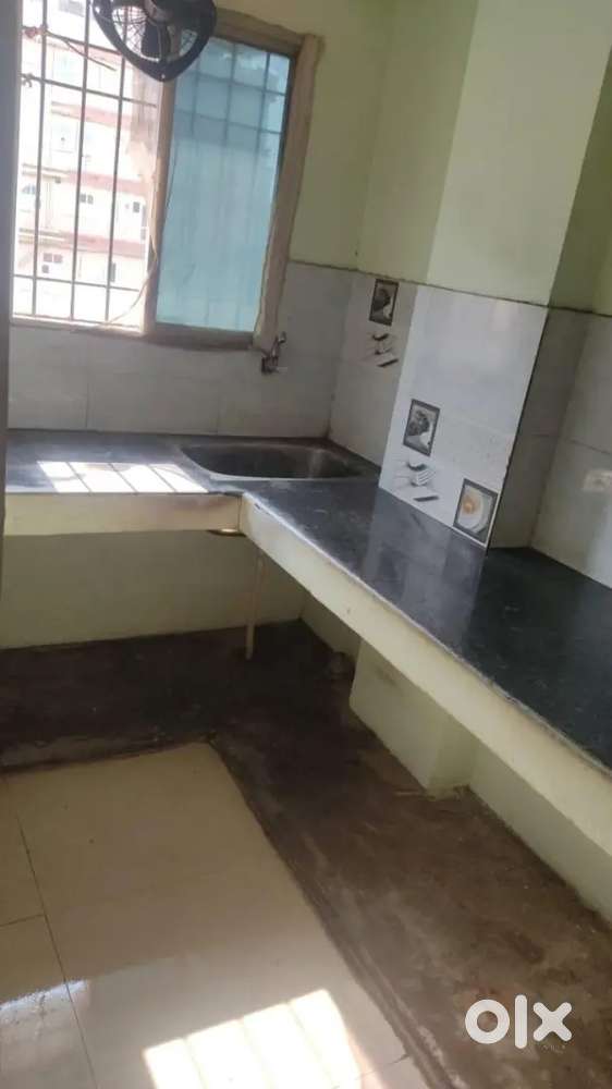 1Bhk Apartment flat is vacant in Bhagwat nagar, Kumhrar