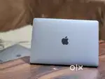 Macbook Pro 2018Mfd i5 8gb Ram 256gb Apple SSD 13inch Retina Display