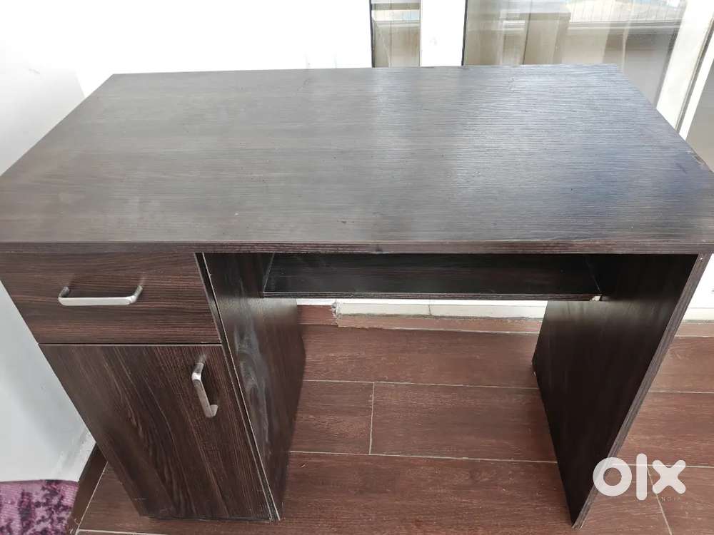 Home centre computer desk new
