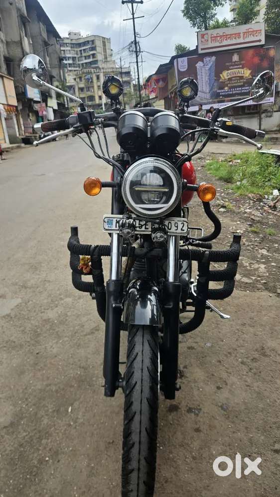 2019 model thunderbird 350x with freeflow dolphin exhaust single owner