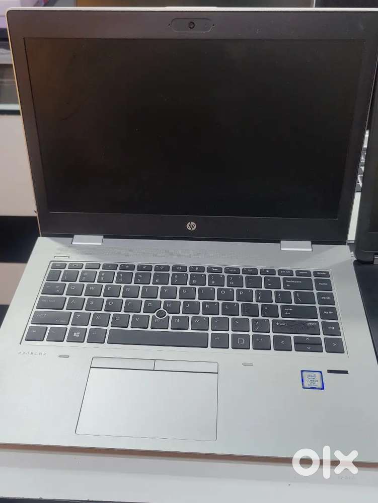 Hp i5 8th gen ,8gb ram, 256 ssd, 2gb graphic intel hd,14 full hd scren