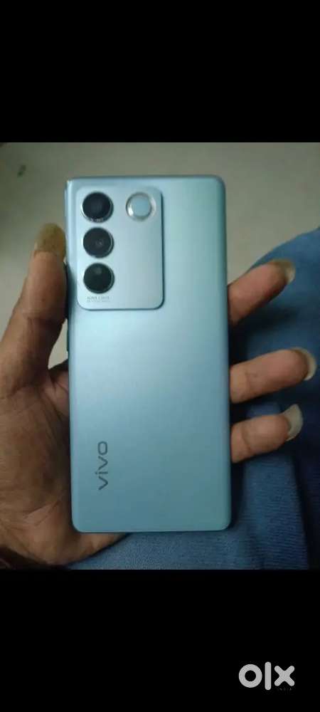 Vivo v27 carved display mobile