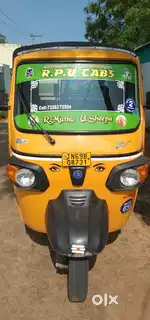Ape passenger auto showroom condition fc ins permit all current