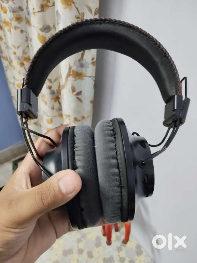 Ubon Headphones very comfortable and unbreakable and excellent sound