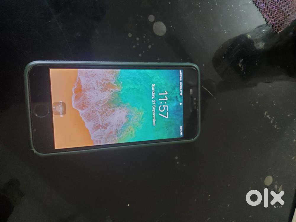 Iphon3 7 plus best condition