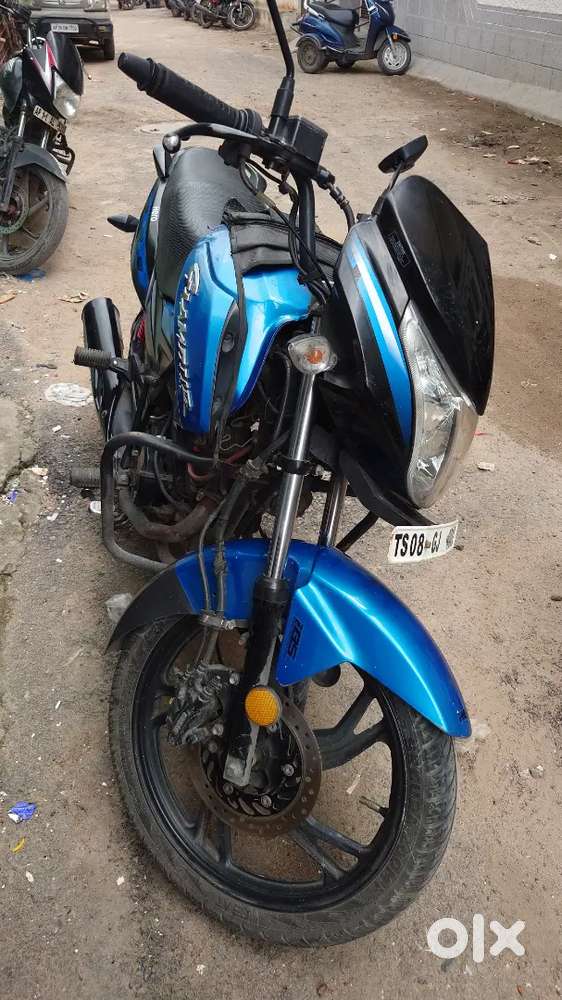 Glamour in neat condition