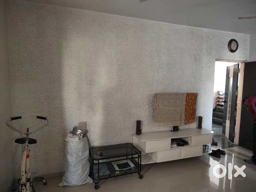 1bhk Semi furnished with Ac & Tv