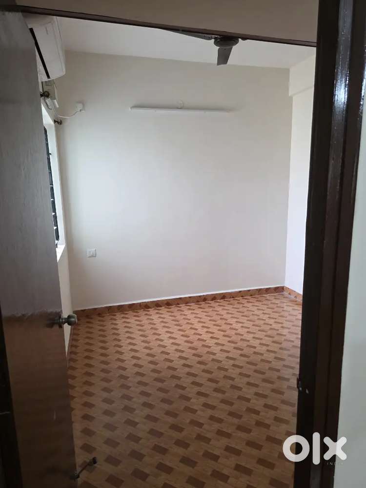 2bk appartment with lift