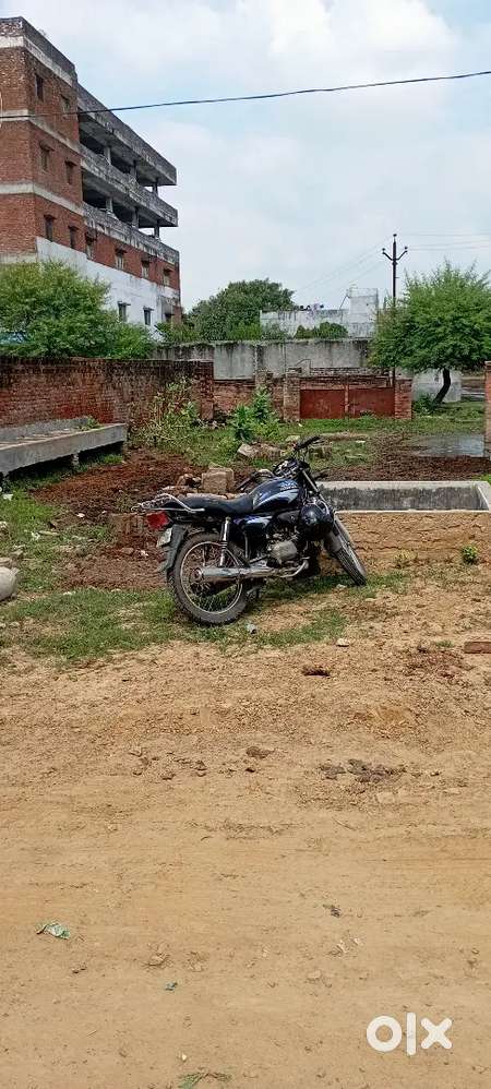 Plot for sale chinhat semra opp dayal residency