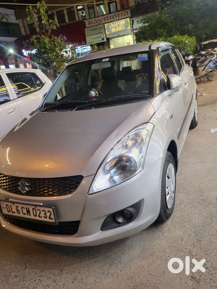 Maruti Suzuki Swift 2012 Petrol 80000 Km Driven