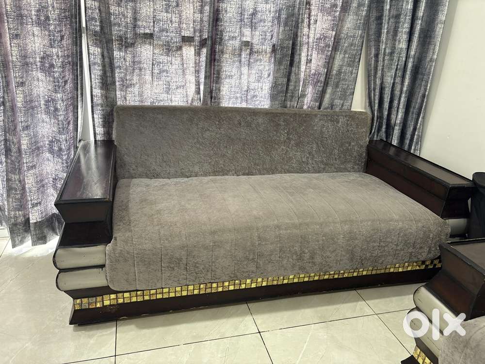 5 Seater sofa set