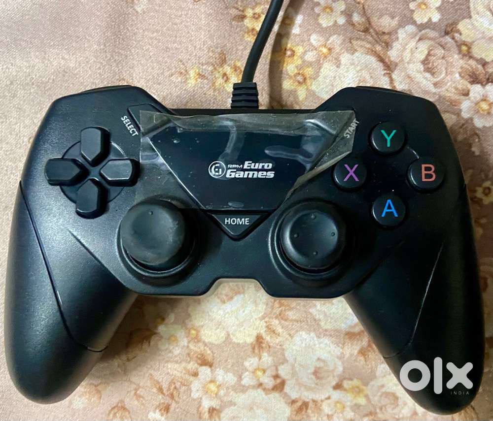 Wired gaming controller, Brand new condition, Less used at best price