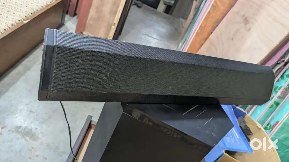 PHILIPS HOME THEATRE WITH CONVERTA¹BLE SOUND BAR ONLY 3 MONTHS OLD