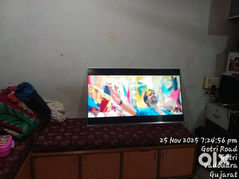LG TV 65 in 1.6 yer old