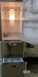 Hitachi Refrigerator Fridge 366 Litre Excellent Condition