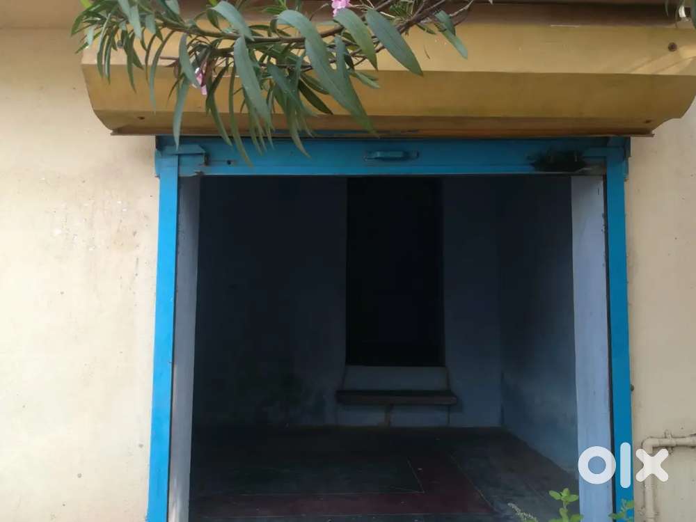 Shop or Gudown for rental near ECR road