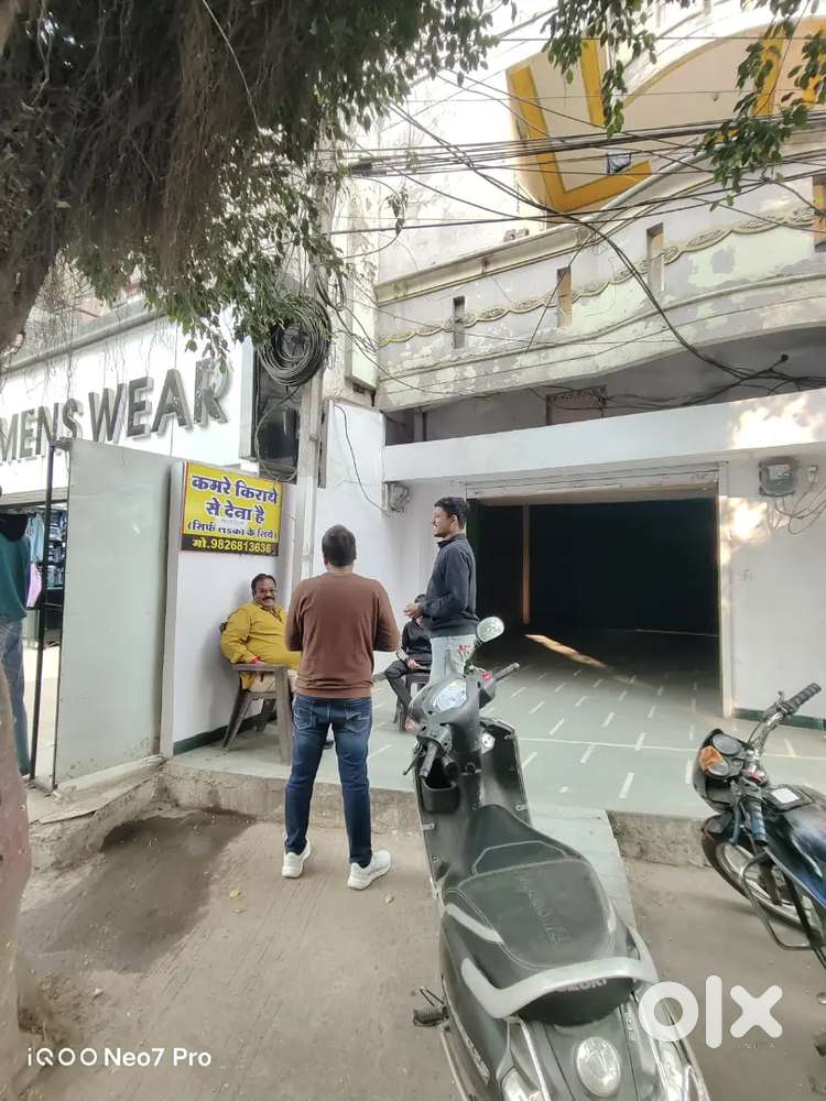 Cook required for making Street Food (Chat, Pani Puri,Samosa etc)