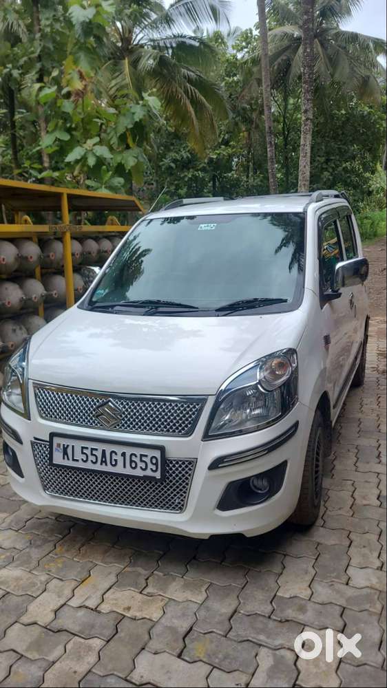 RE-REGISTER VEHICLE NO ACCIDENT NO REPLACEMENT WELL MAINTAINED