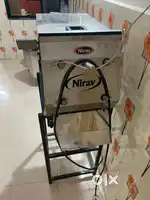 Chapati Pressing Machine (Chapati Maker 6 months old)