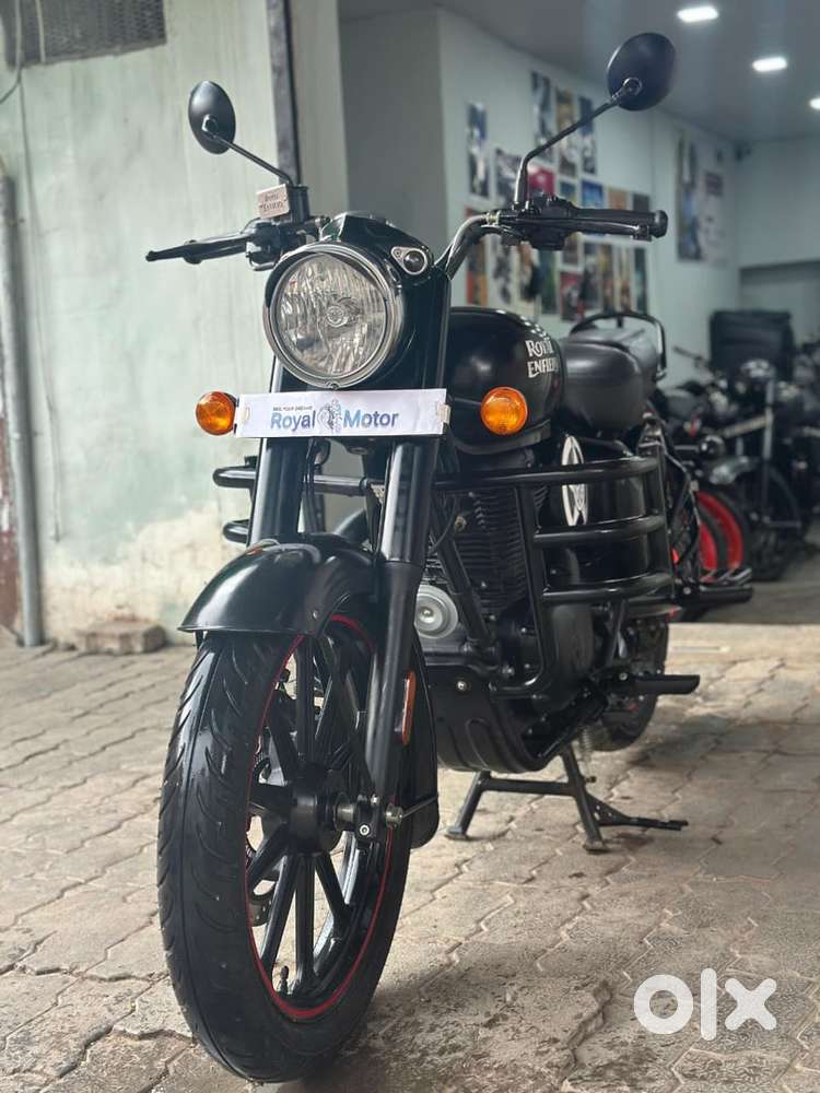 Classic 350 Dual Disk Top Model  Showroom condition 2024