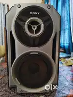 Sony speakers with built-in woofers