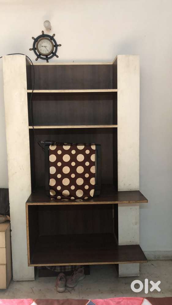Tv sideboard