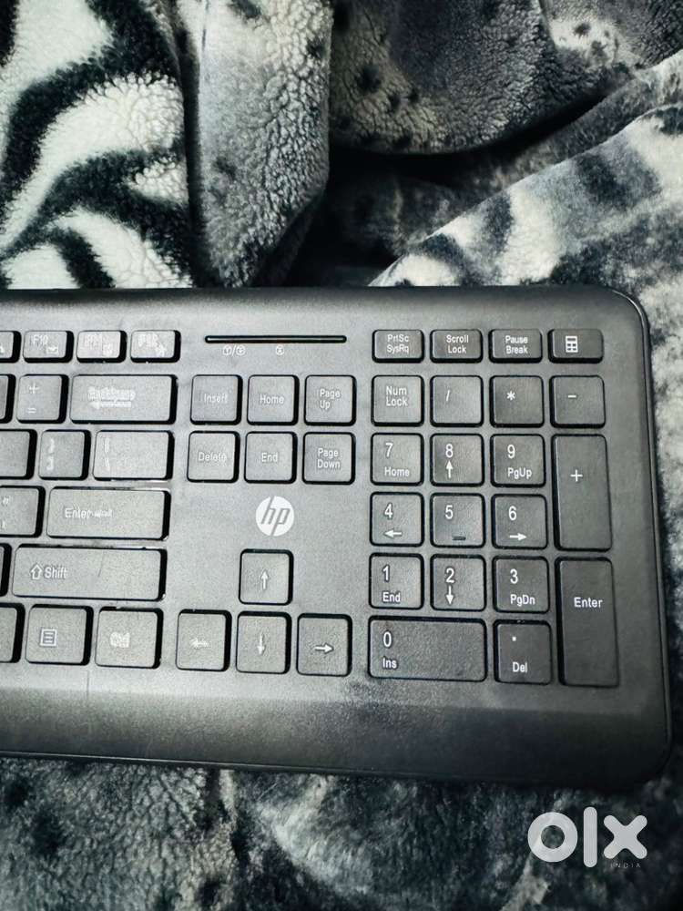 Wireless key board of HP and mouse