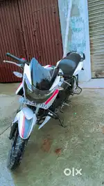 Apache RTR 160 White
