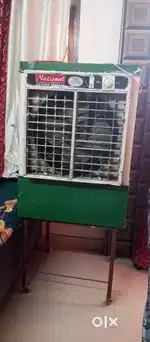 NOTHING DAMAGE VERY GOOD CONDITION WATER COOLER WITH STAND