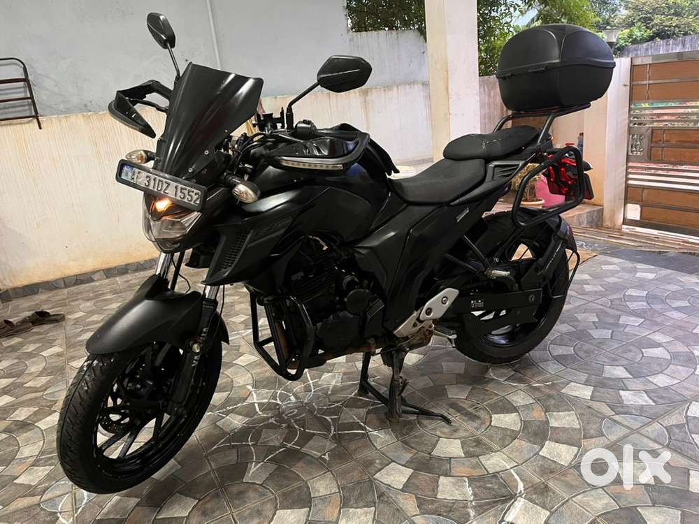 Yamaha FZ 25
