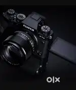 Fujifilm X-T4 with 56mm prime lens