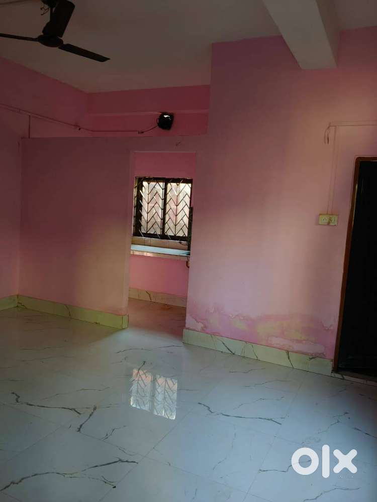 [RENT] 1RK (need female rommate for rent)