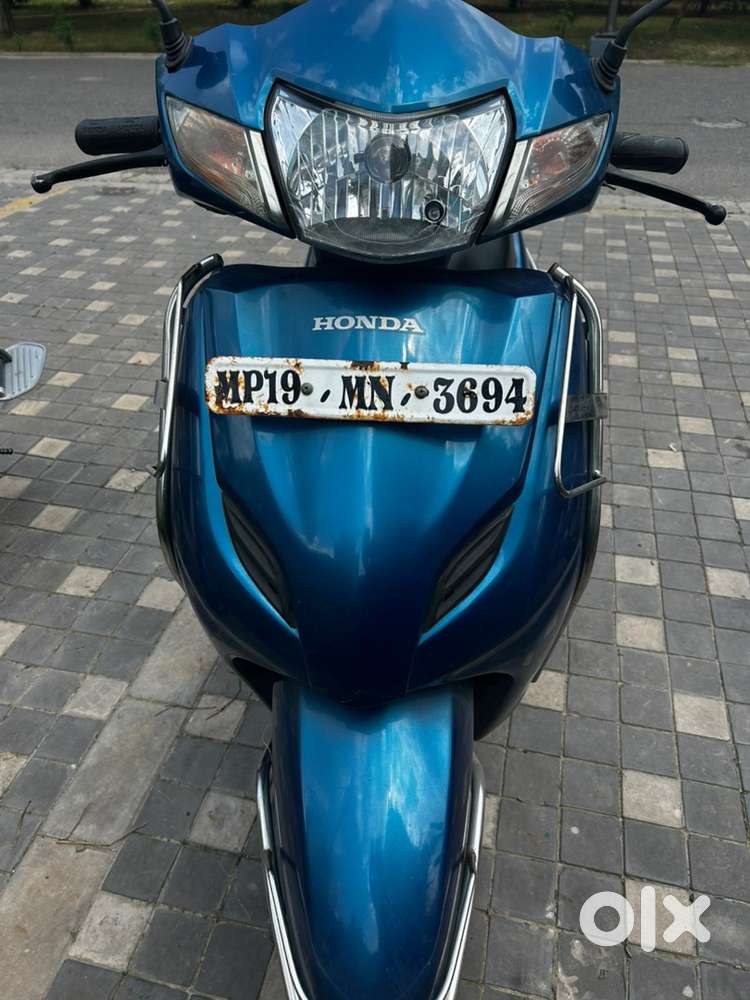 Well maintained Activa 3G - 6428 km ran only