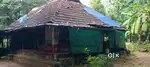 അറയും നിരയും ഉള്ള തടിയോടു കൂടി ഉള്ള വീട് വിൽപ്പനയ്ക്ക്