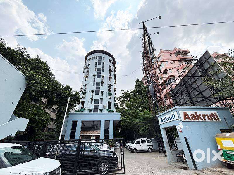 Aakruti Complex Office For Sell in Navrangpura