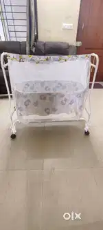 Luvlap Cozynest Baby Cradle - Sturdy & Comfortable