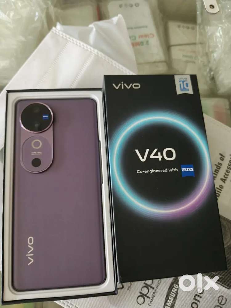 Vivo v40 (8/256)