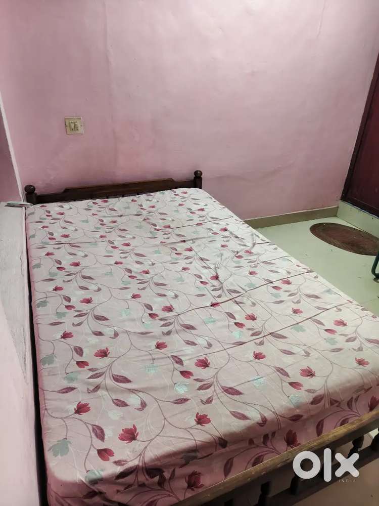 Fully furnished room for rent.