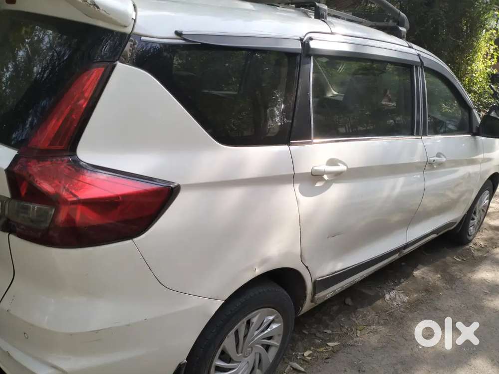 Maruti eartiga top model
