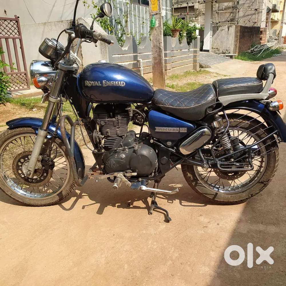 Royal enfield thunderbird 350 brand new condition. (1st hand Owner)