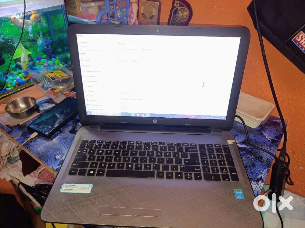 H P Laptop 4GB RAM