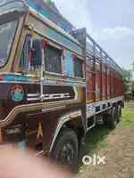 Ashok leyland 10 typer trala