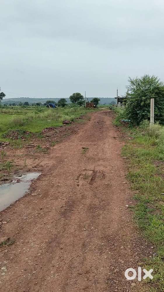 2000 sqft plot area 18 lakh me Near Baretha Toll plaza Bhind Road