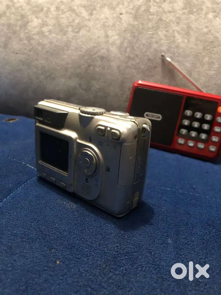 Old camera nikon coolpix 5200
