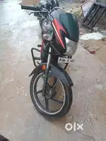 Gadi me thoda kam karna ha